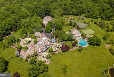 82 Aunt Molly Road Hopewell NJ 08525