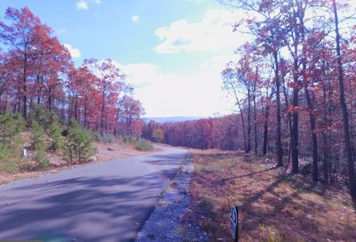 17 Moundbuilder Loop Hedgesville WV 25427