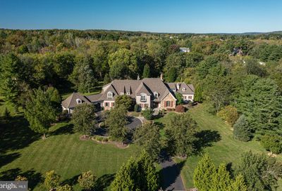 1023 Highland Road Newtown PA 18940