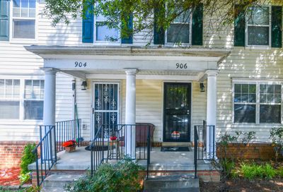 906 Blakney Lane SE Washington DC 20032