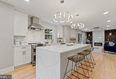 4666 20th Street N Arlington VA 22207