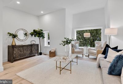 718 6th Street NE 2 Washington DC 20002