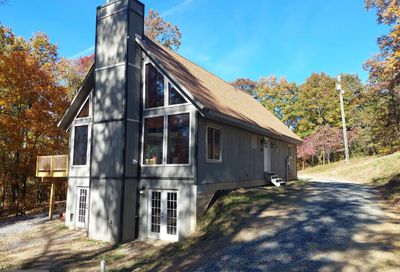679 E Hamilton Estate Drive Romney WV 26757