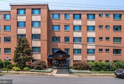 1200 S Arlington Ridge Road 103 Arlington VA 22202