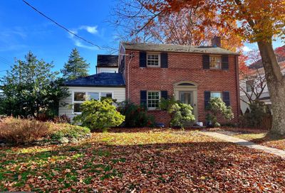 5325 Yorktown Road Bethesda MD 20816