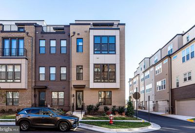 4688 Charger Place Chantilly VA 20151
