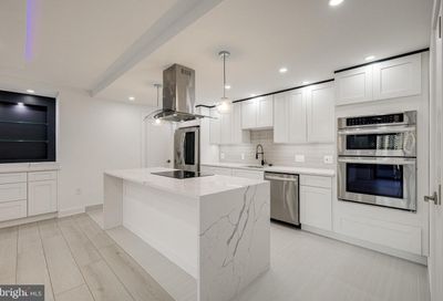 6101 Edsall Road 1208 Alexandria VA 22304
