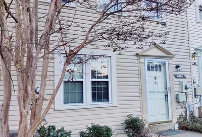 6444 Birch Leaf Court 27b Burke VA 22015