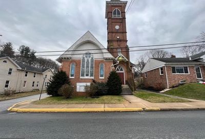 11 W Main Street Windsor PA 17366