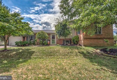 1188 Marie Avenue Ephrata PA 17522