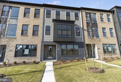221 Summit Point Boulevard Bowie MD 20716