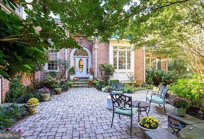 950 Spencer Road Mclean VA 22102
