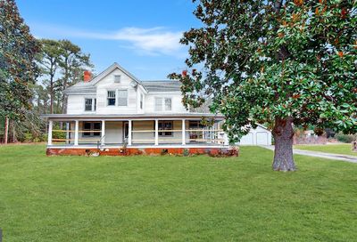 276 Horn Harbor Avenue New Point VA 23125
