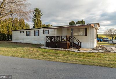 2 Lantern Lane East Earl PA 17519