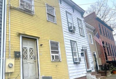 1014 Queen Street Alexandria VA 22314