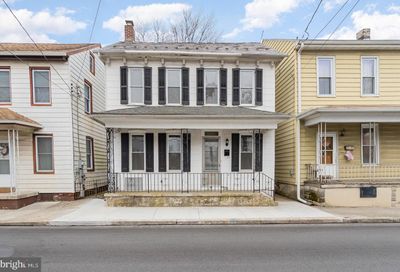 135 S Charlotte Street Manheim PA 17545