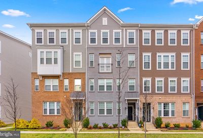 2740 Duvall Ridge Road 453 Hyattsville MD 20785