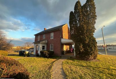2081 Lincoln Hwy E Lancaster PA 17602