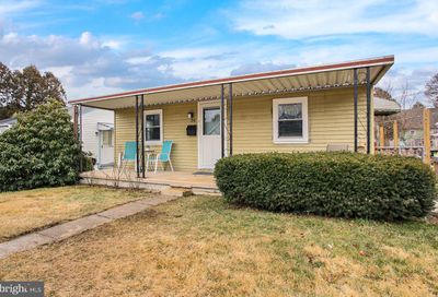 24 Columbia Avenue Reading PA 19606