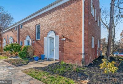 3258 Martha Custis Drive Alexandria VA 22302