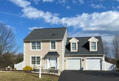 18 Greenleaf Circle Perkasie PA 18944