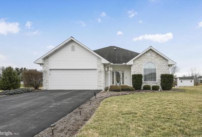 571 Blossom Trail Mount Joy PA 17552