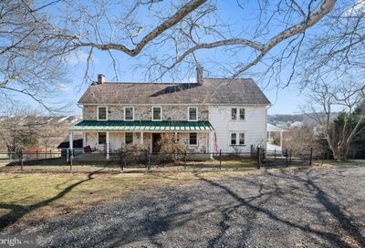 10 Smith Farm Lane Parkesburg PA 19365
