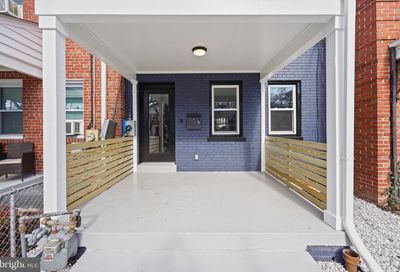 53 Farragut Place NW Washington DC 20011