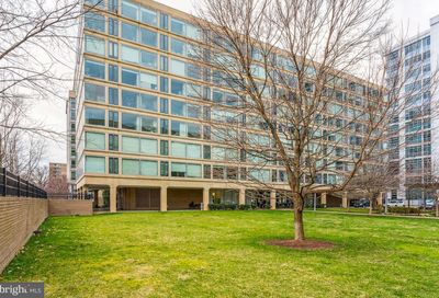 1101 3rd Street SW 404 Washington DC 20024