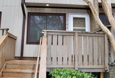 1744 Westwind Way 110 Mclean VA 22102