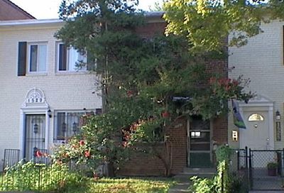 1527 K Street SE Washington DC 20003