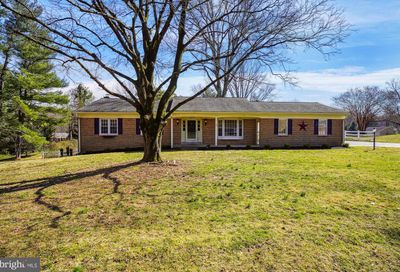 320 Westlawn Drive Ashton MD 20861