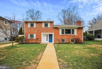 1120 Fairway Drive NE Vienna VA 22180