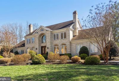 8611 Split Oak Circle Bethesda MD 20817