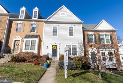 14168 Compton Valley Way Centreville VA 20121