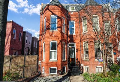706 3rd Street NE Washington DC 20002
