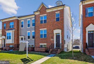 22534 Broadway Avenue Clarksburg MD 20871