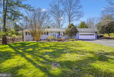 13212 Ridge Drive Rockville MD 20850