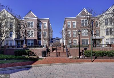 910 Powhatan Street 204n Alexandria VA 22314