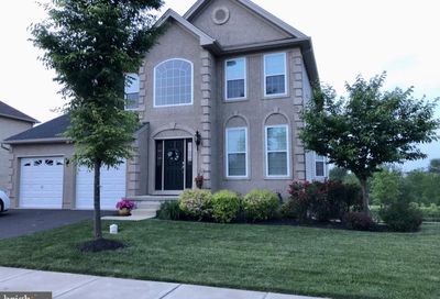 176 Pennland Farm Drive Drive Perkasie PA 18944