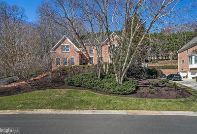1598 Maddux Lane Mclean VA 22101