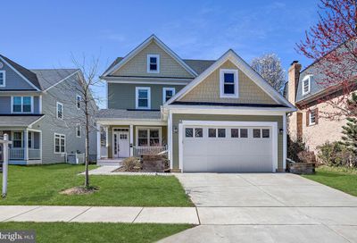 26 S Pershing Drive Arlington VA 22204