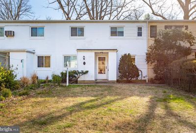 8 Hillside Road Greenbelt MD 20770