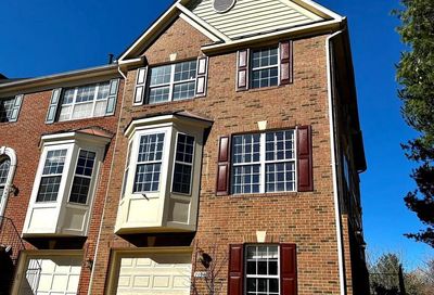 11545 Laurel Lake Square Fairfax VA 22030