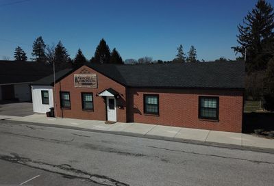 19 W Railroad Avenue Shrewsbury PA 17361