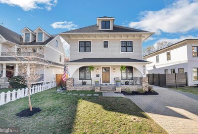 922 16th Street S Arlington VA 22202