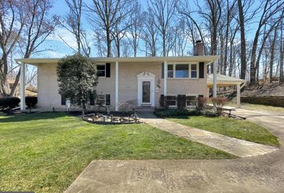 9121 Andromeda Drive Burke VA 22015