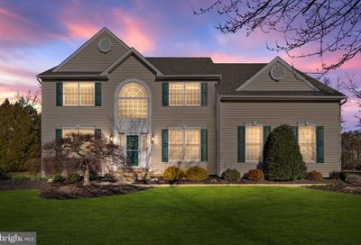 5456 Richie Court Pipersville PA 18947