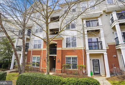 11321 Aristotle Drive 3-404 Fairfax VA 22030