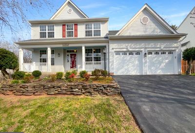 10449 Genna Lane Manassas VA 20112
